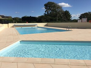 Piscine extérieure, piscine chauffée
