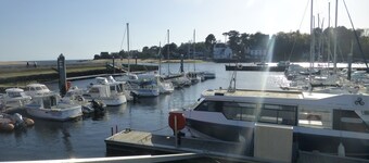 Appartement 3 Pièces 6 Pers : vue mer et Accès Piscine Privée