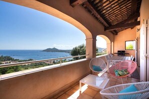Outdoor dining - Villa la Cagne (Saint-Raphaël)