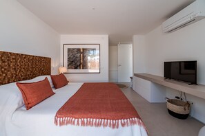 4 Schlafzimmer, Bügeleisen/Bügelbrett, Reisekinderbett, WLAN