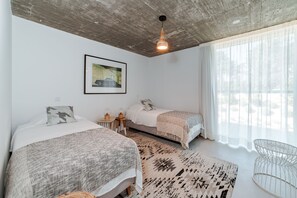 4 dormitorios, tabla de planchar con plancha, cuna de viaje y wifi