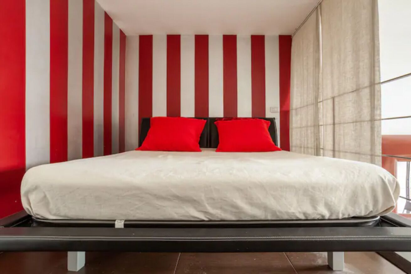 1 slaapkamer, een strijkplank/strijkijzer, gratis wifi, beddengoed
