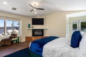 4 Schlafzimmer, Schreibtisch, Bügeleisen/Bügelbrett, kostenloses WLAN