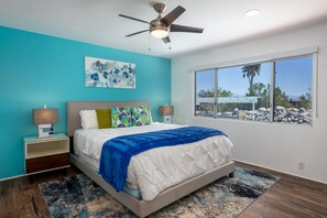 4 Schlafzimmer, Schreibtisch, Bügeleisen/Bügelbrett, WLAN