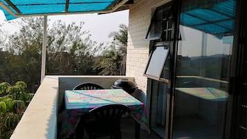 Double Room | Garden view