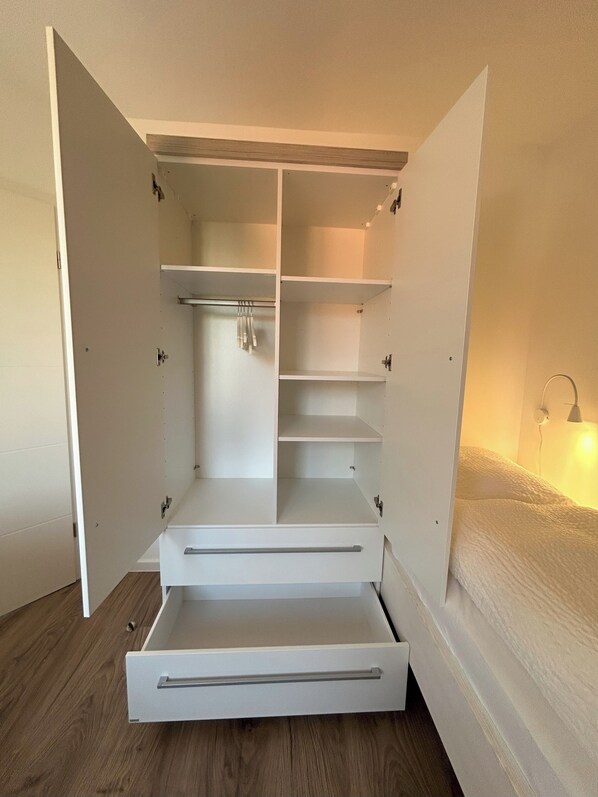 3 Schlafzimmer, Reisekinderbett, kostenloses WLAN
