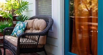 1br, SoCo - Retro Cowboy Studio - Portoro