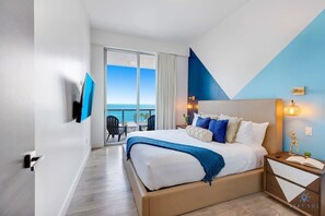 2 bedrooms, desk, iron/ironing board, travel cot