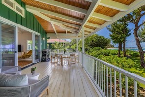 House, 3 Bedrooms | Balcony