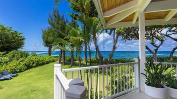 House, 3 Bedrooms | Balcony