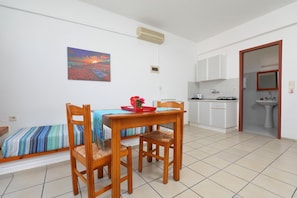 Dining - Maria Apartments (Hersonissos)