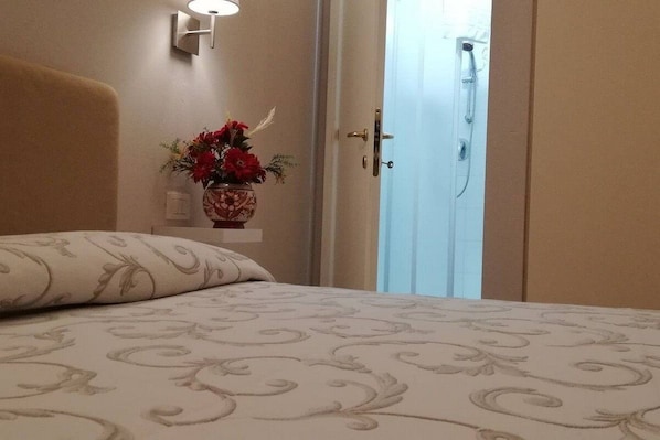 Room - La Residenza Il Maggio B&B (Florence)