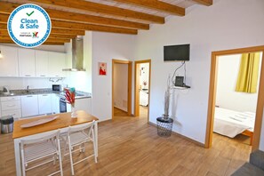 Room - I - 2 Bed Apartment in St. Johns Countryside Getaway (Lagos)