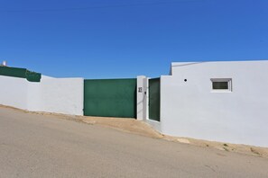 Exterior - I - 2 Bed Apartment in St. Johns Countryside Getaway (Lagos)