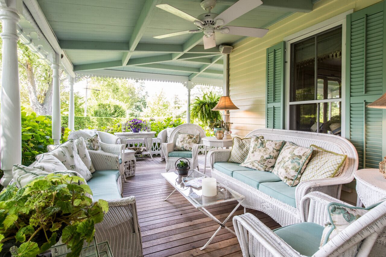 Impeccably Restored & Charming Victorian Summer Cottage-5 Bed, 4 Bath, Sleeps 10