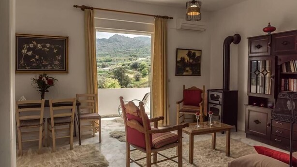 Comfort Apartment | Living area - Anastasias Nature House (Chania)