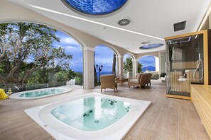 Outdoor pool - Sorrento Dream Villa (Sorrento)