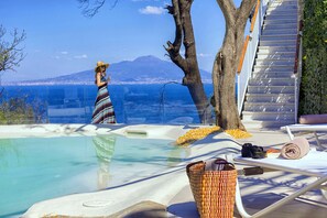 Outdoor pool - Sorrento Dream Villa (Sorrento)