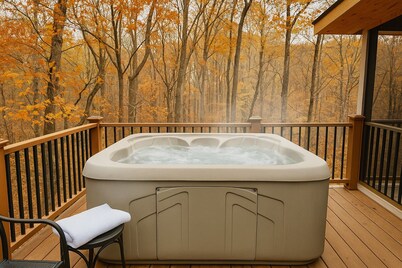 King Beds, Hot Tub, Screened Porch
