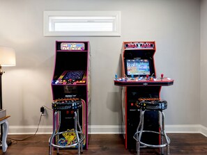 Games room - Family Friendly Home in Downtown Helen with Hot Tub + Games! (Helen)