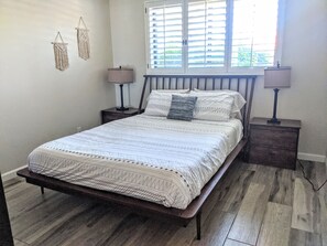 3 bedrooms, iron/ironing board, travel cot, free WiFi - Beautiful, privately owned, Family Friendly, 3BR, Heated Pool, A+ Location! (Scottsdale)