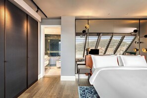 Kamer, 1 kingsize bed | Italiaanse Frette-lakens, luxe beddengoed, donzen dekbedden