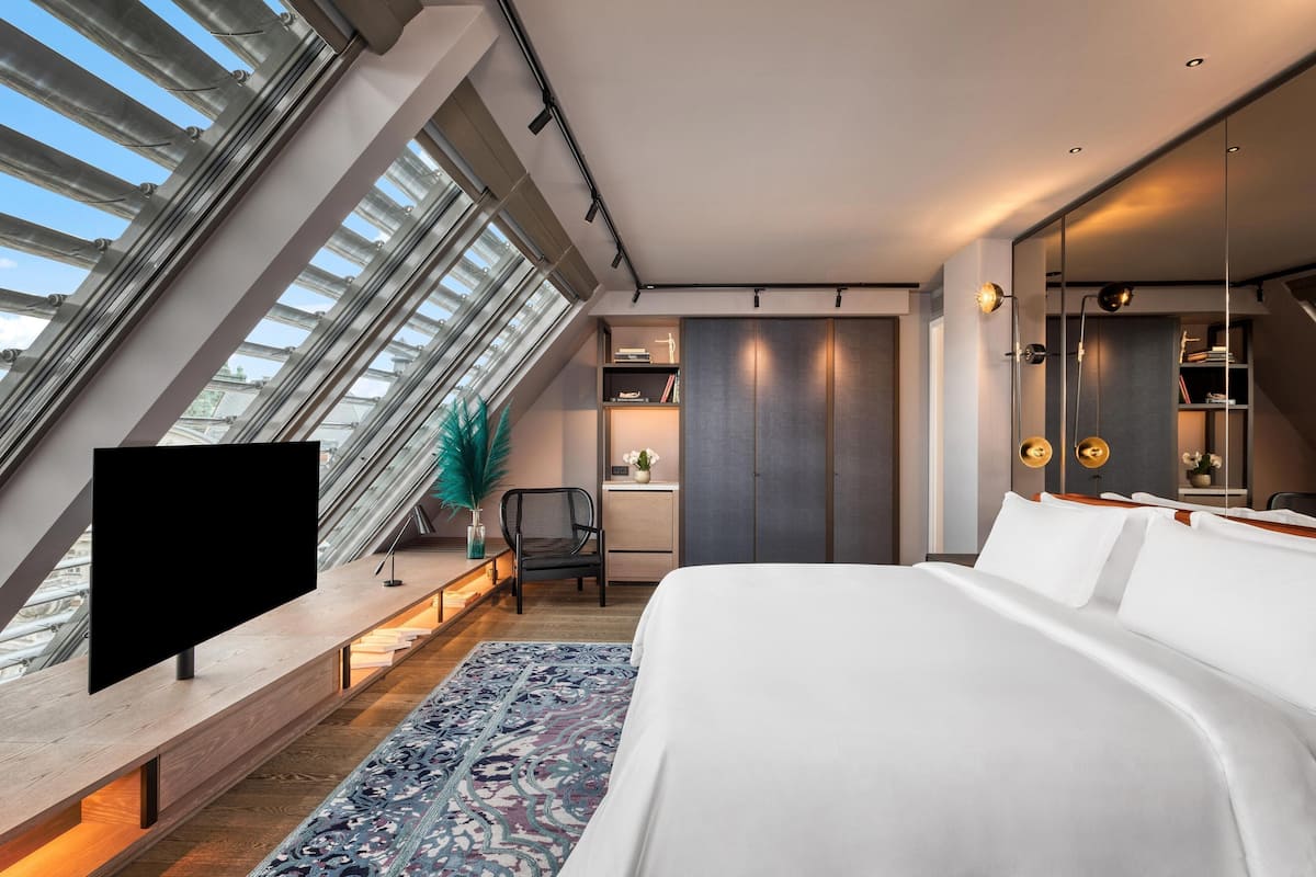 Loft, 1 King Bed, Non Smoking (View) | 1 bedroom, Frette Italian sheets, premium bedding, down comforters