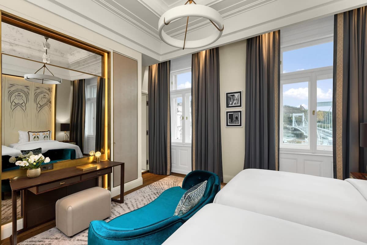 Room, 2 Twin Beds, Non Smoking, River View (River View) | 1 bedroom, Frette Italian sheets, premium bedding, down comforters