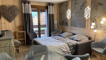 1 bedroom, iron/ironing board, WiFi, bed sheets