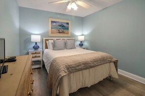 3 habitaciones, tabla de planchar con plancha, internet y ropa de cama 