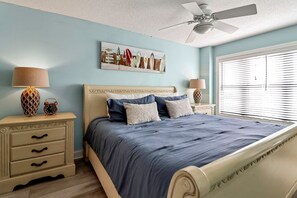 3 bedrooms, iron/ironing board, internet, bed sheets