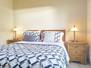 2 bedrooms, iron/ironing board, free WiFi, bed sheets - Welcome to Banff, 2 Bedroom & 2 Bathroom townhouse (Harvie Heights)