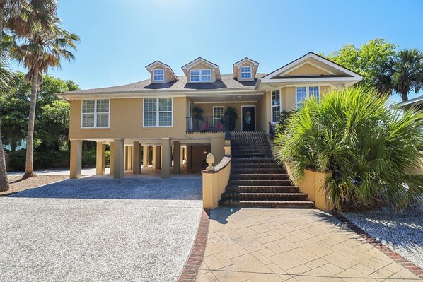 Exterior - Beautiful home located on the South End of Tybee Island! (Tybee Island)