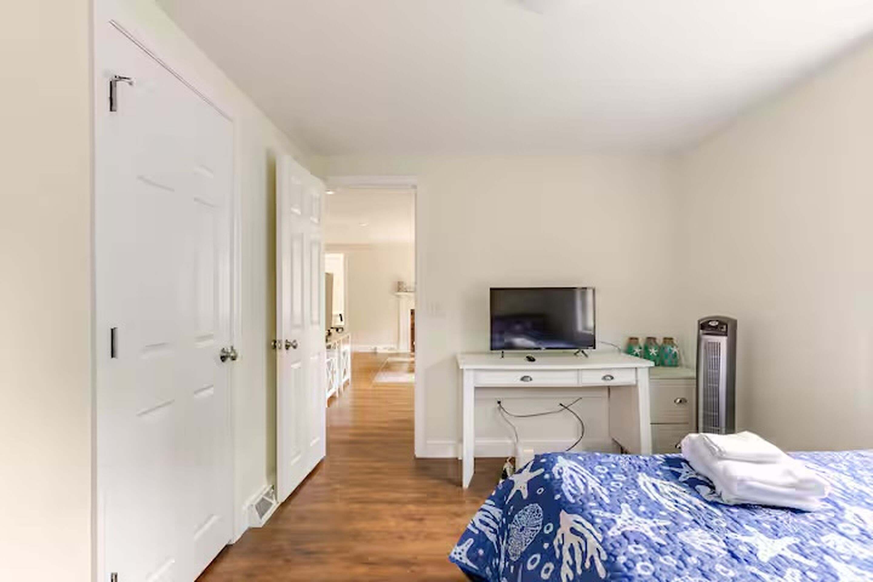 2 chambres, bureau, fer et planche à repasser, Wi-Fi gratuit