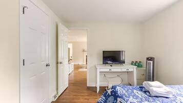 2 chambres, bureau, fer et planche à repasser, Wi-Fi gratuit