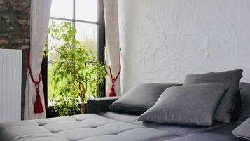 5 chambres, fer et planche à repasser, Wi-Fi gratuit, draps fournis