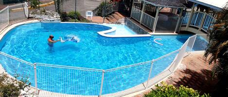 Utomhuspool