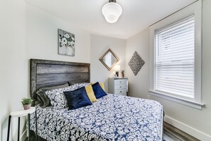 3 bedrooms, free WiFi, bed sheets