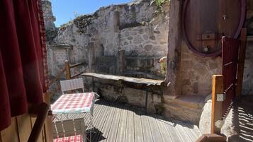 Mobile Exclusive-Unterkunft, eigenes Bad (Dormir dans un tonneau ) | Aussenbereich