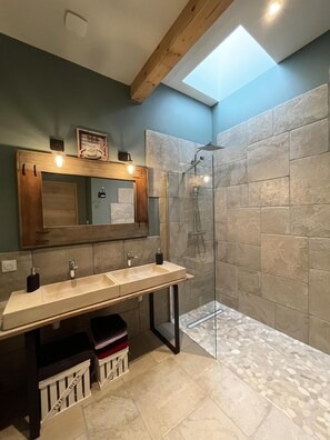 Luxury Cottage, Private Bathroom (la yautafred 3 étoiles) | Bathroom