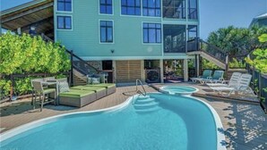 室外泳池、暖水池