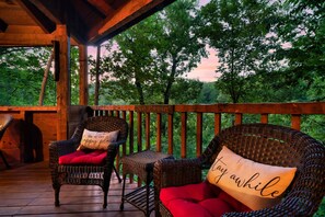 Terrace/patio - Rustic Escape: Nature Views, Hot Tub & Fire Pit (Sevierville)
