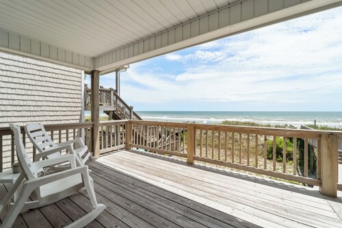 The Sail - Come Sail Away!  Oceanfront Getaway!!  