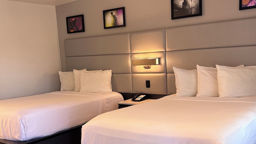 Signature Inn Santa Clara