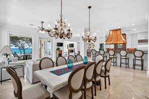 Dining - PoppyLu - Secluded Beachfront Home in Blue Mountain Beach with Private Pool & Golf Cart (Santa Rosa Beach)