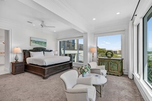 5 bedrooms, free WiFi, bed sheets - PoppyLu - Secluded Beachfront Home in Blue Mountain Beach with Private Pool & Golf Cart (Santa Rosa Beach)