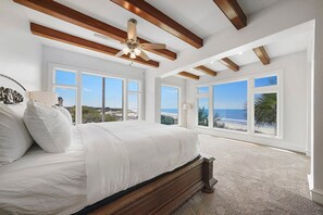 5 bedrooms, free WiFi, bed sheets - PoppyLu - Secluded Beachfront Home in Blue Mountain Beach with Private Pool & Golf Cart (Santa Rosa Beach)