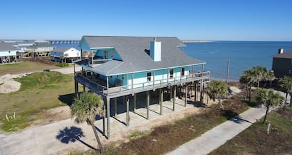 BEACHFRONT, spacious, & family-friendly