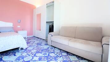 Superior Apartment | 1 bilik tidur, langsir/tirai gelap terus, Wi-fi percuma, cadar katil