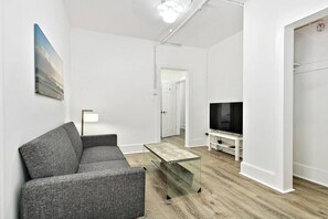 TV, Netflix, streaming services, offices